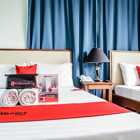 Reddoorz Plus Near Rizal Junction Puerto Princesa Bagian luar foto
