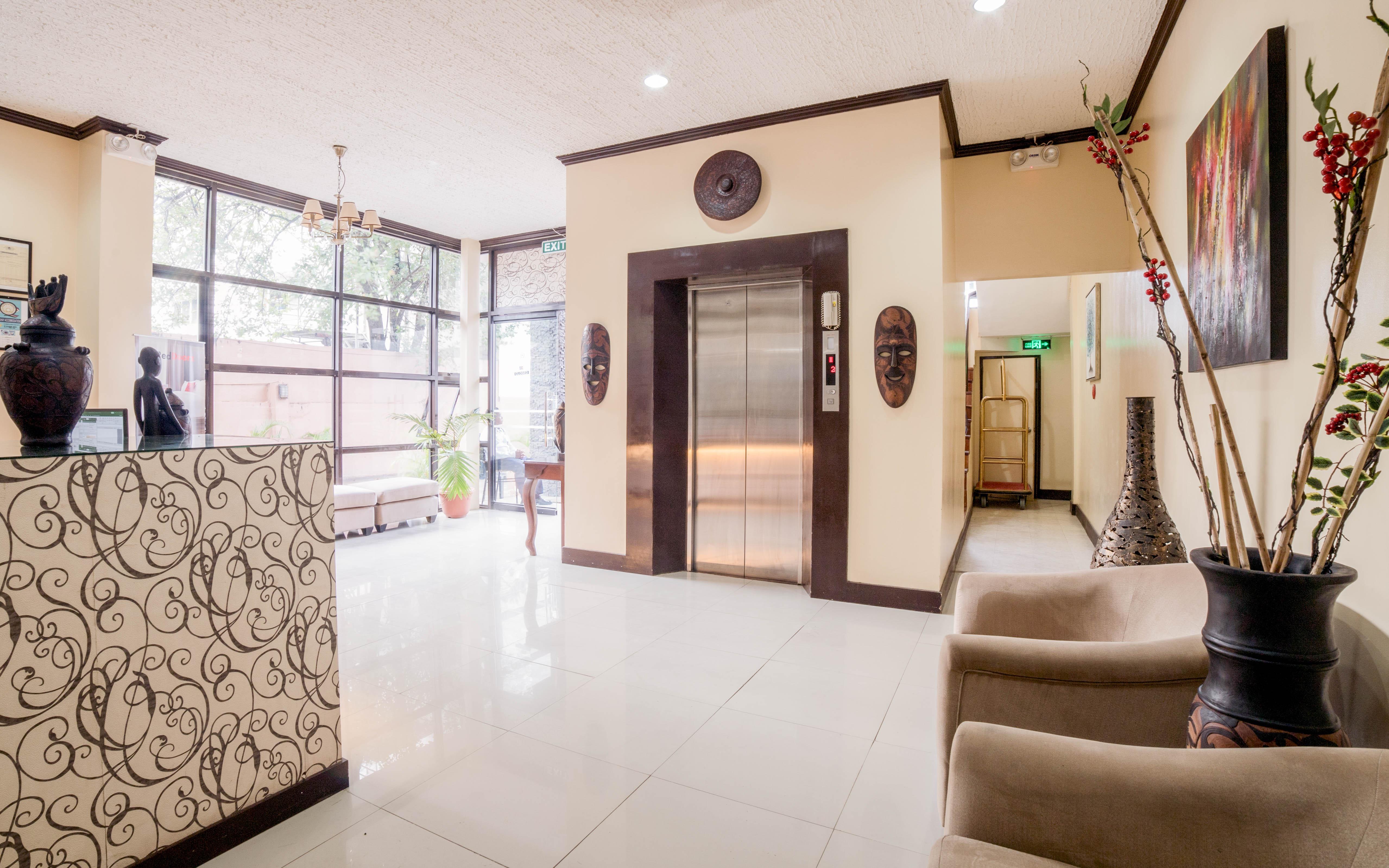Reddoorz Plus Near Rizal Junction Puerto Princesa Bagian luar foto