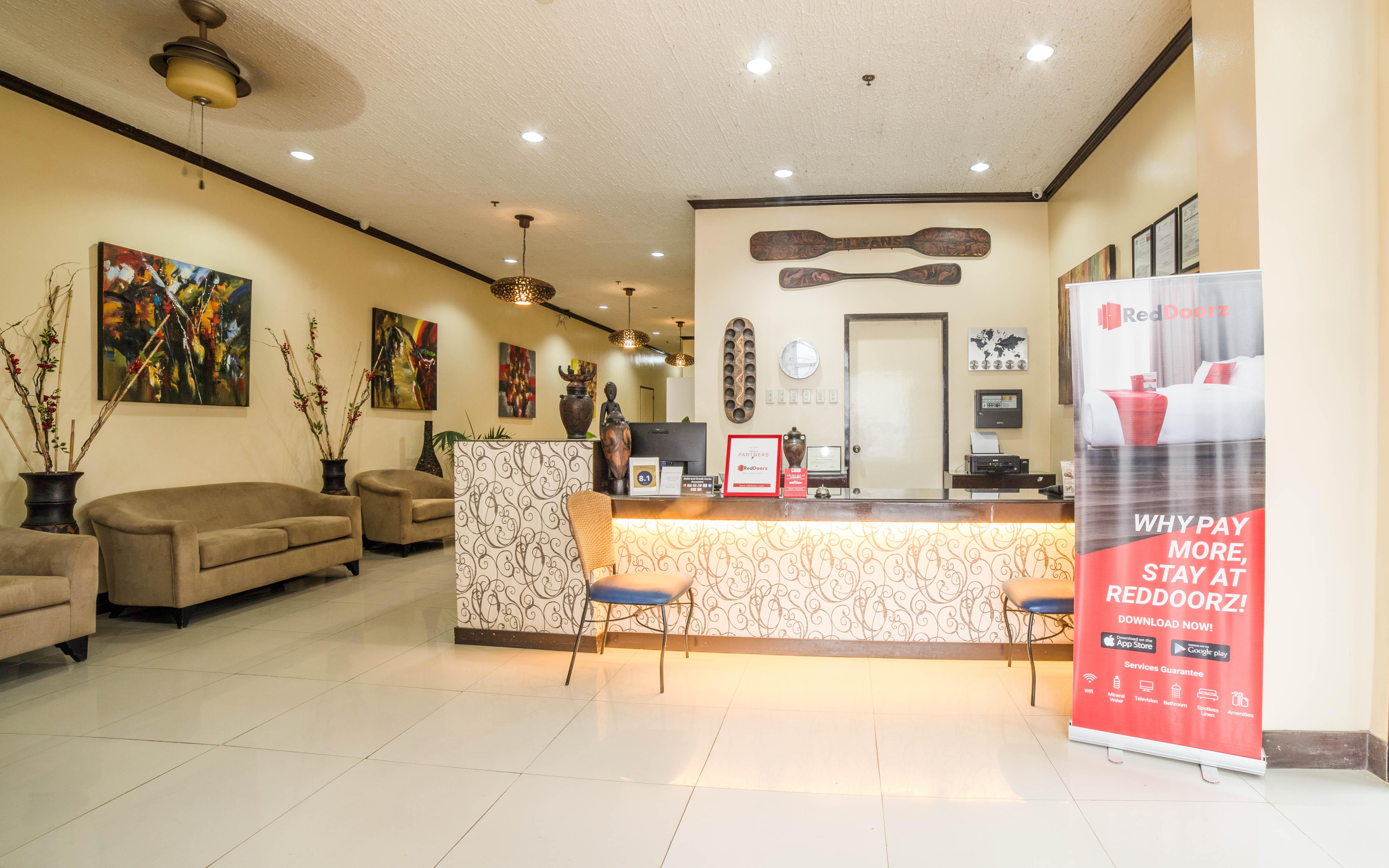 Reddoorz Plus Near Rizal Junction Puerto Princesa Bagian luar foto