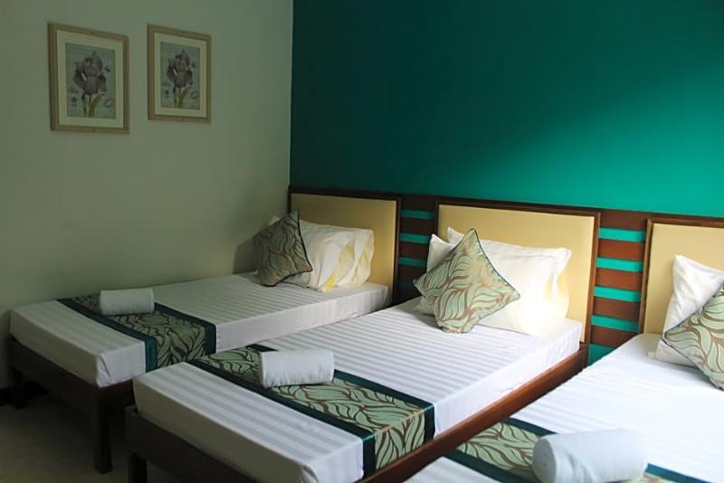 Reddoorz Plus Near Rizal Junction Puerto Princesa Bagian luar foto