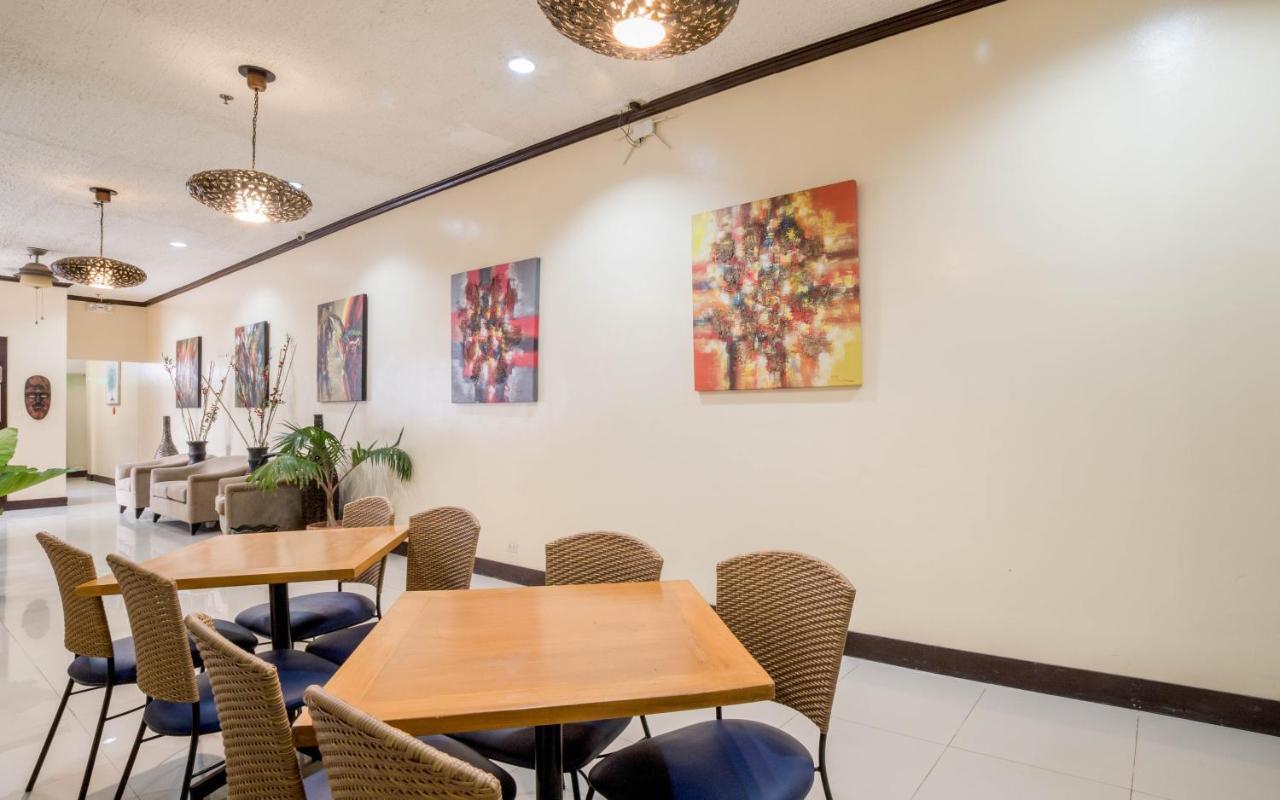 Reddoorz Plus Near Rizal Junction Puerto Princesa Bagian luar foto